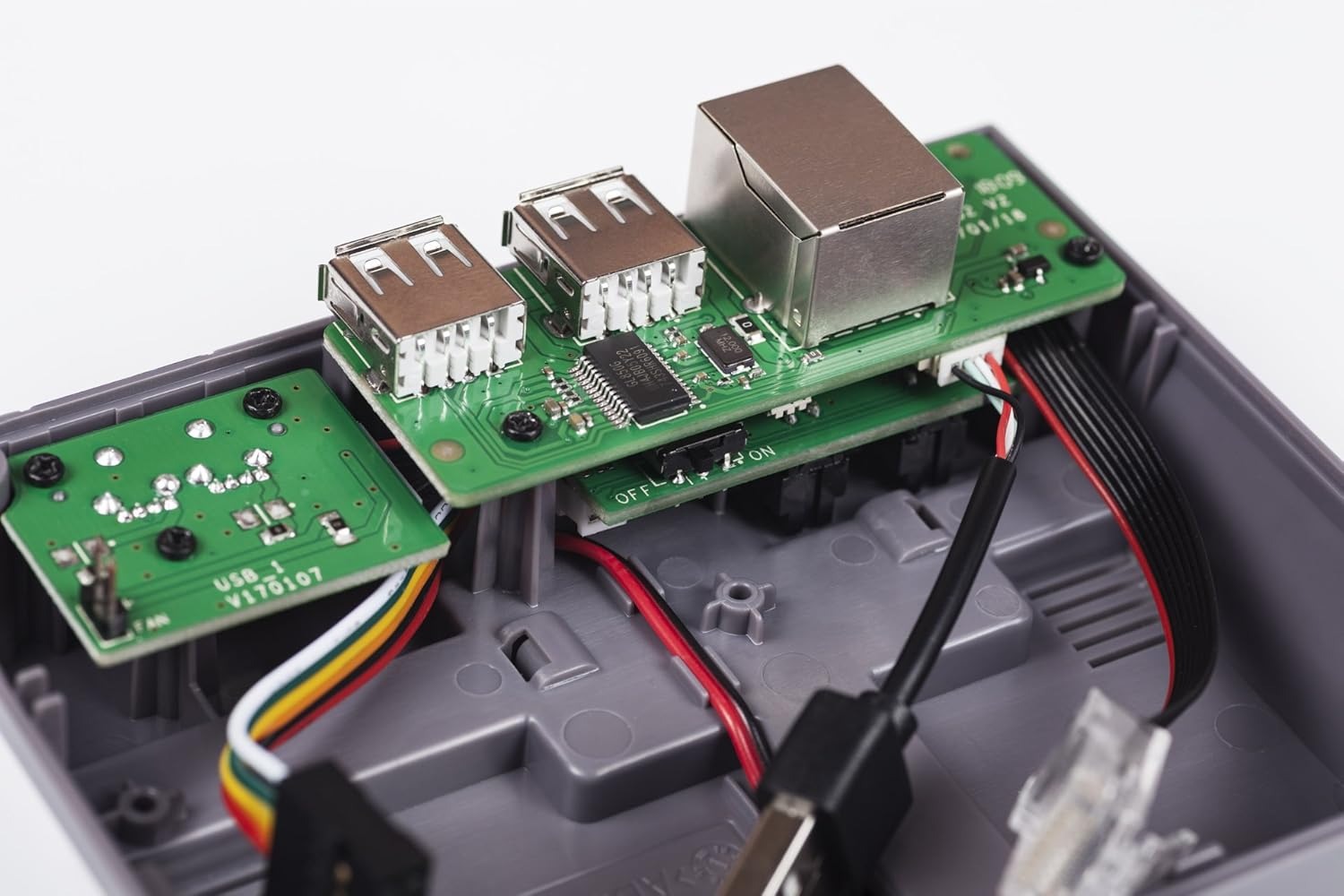 Boîtier Retroflag NESPi Plus a - Raspberry Pi Keyboard avis et prix