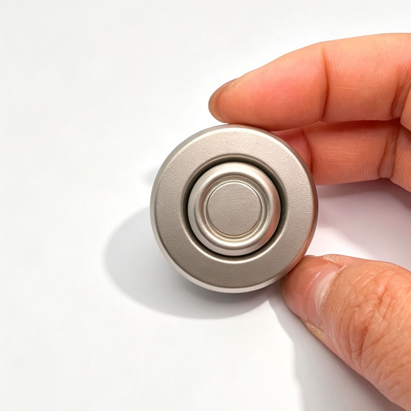 NOUVEAU Fidget Spinner UFO en  - Cool Office Tech Gadgets avis et prix